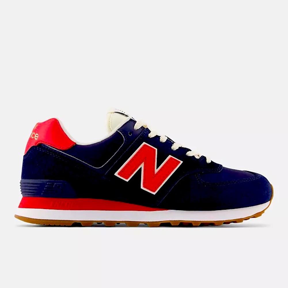 New Balance 574 Little Boys Size 13.